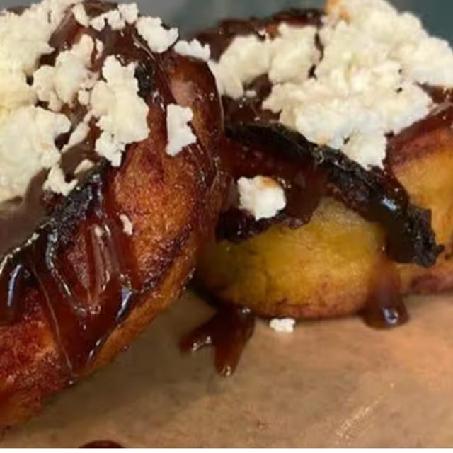 Platano Rolls.