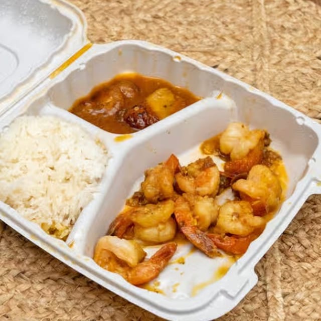 Camarones Al Ajillo.